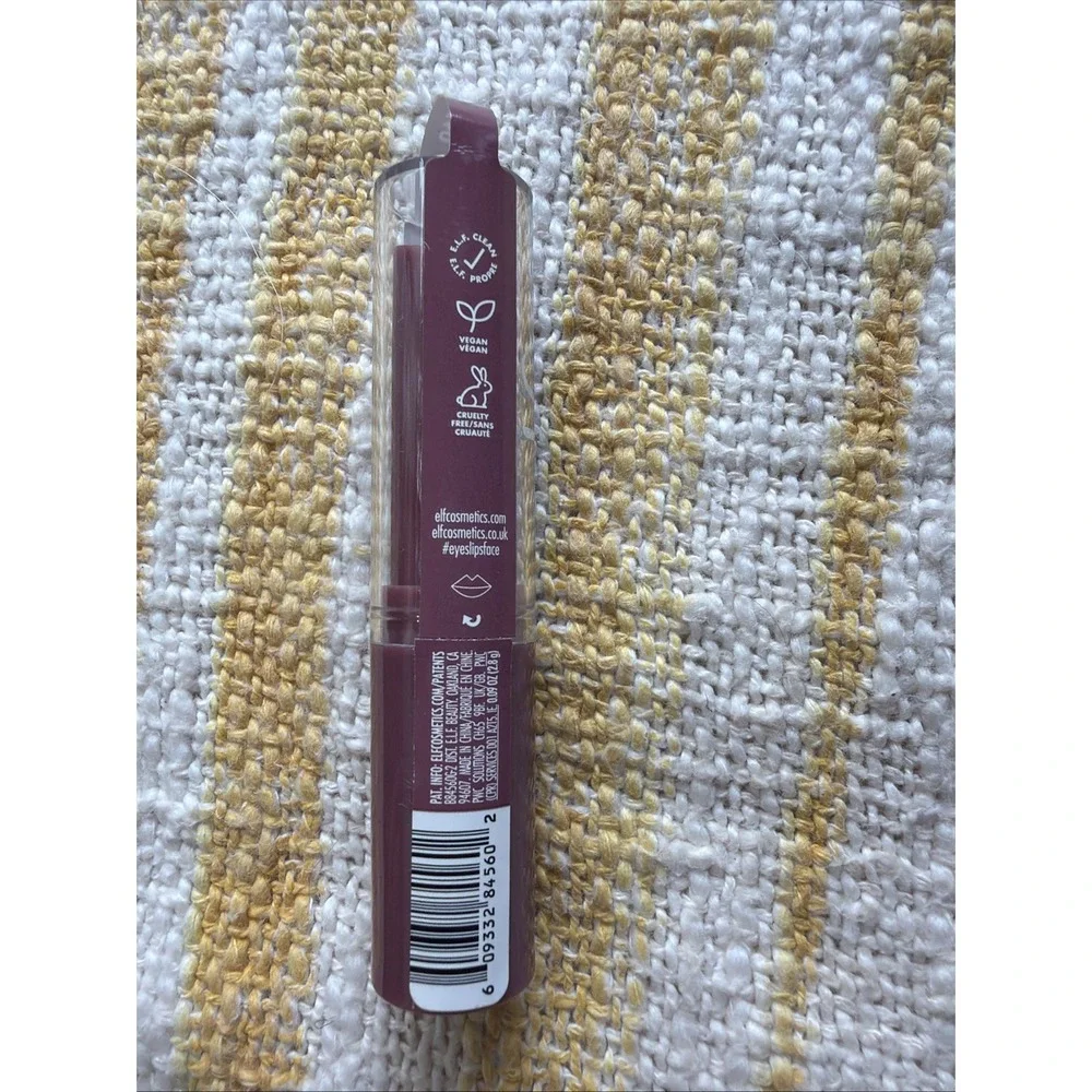 NEWe.l.f. Hydrating Core Lip Shine, Conditioning Nourishing Lip Balm, Delightful